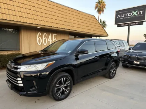 Black 2019 Toyota Highlander LE for sale in Riverside, CA