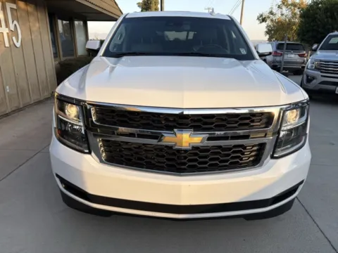 Photos of 2018 Chevrolet Tahoe LT for sale in Riverside, CA at AutoXit