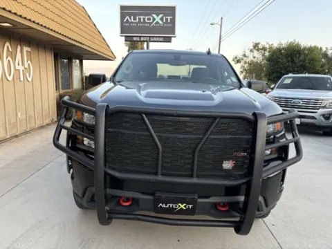 More photos of 2019 Chevrolet Silverado 1500 Custom Trail Boss at AutoXit, CA