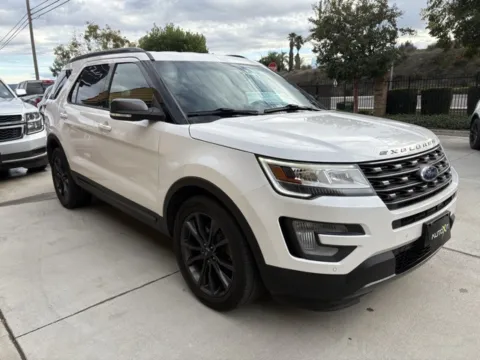Another view of 2017 Ford Explorer XLT for sale in Riverside, CA at AutoXit