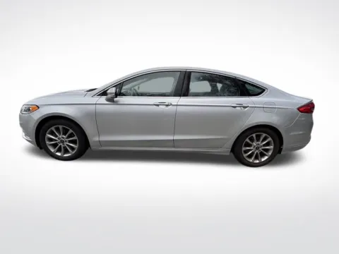 More photos of 2017 Ford Fusion SE at Pinnacle Motor Company LKN, NC