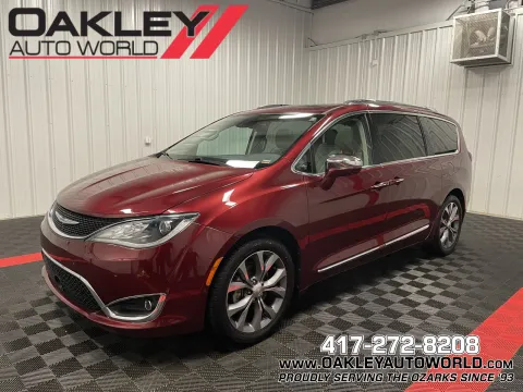 Red 2019 Chrysler Pacifica Limited for sale in Branson West, MO