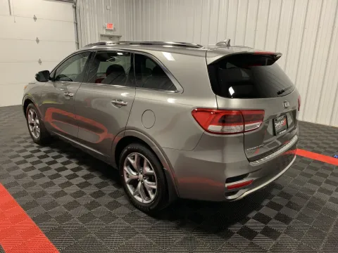 Photos of 2018 Kia Sorento SX for sale in Branson West, MO at Oakley Auto World