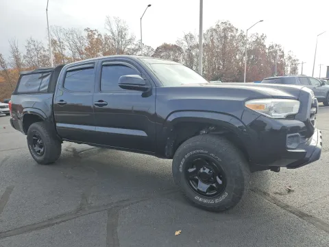 More photos of 2018 Toyota Tacoma SR at Oakley Auto World, MO