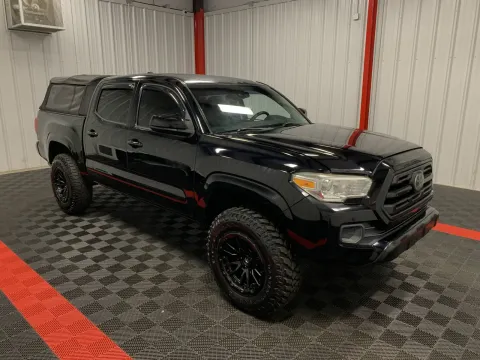 More photos of 2018 Toyota Tacoma SR at Oakley Auto World, MO