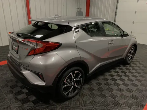 More photos of 2018 Toyota C-HR XLE at Oakley Auto World, MO