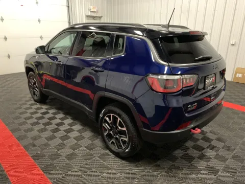 Photos of 2019 Jeep Compass Trailhawk for sale in Branson West, MO at Oakley Auto World