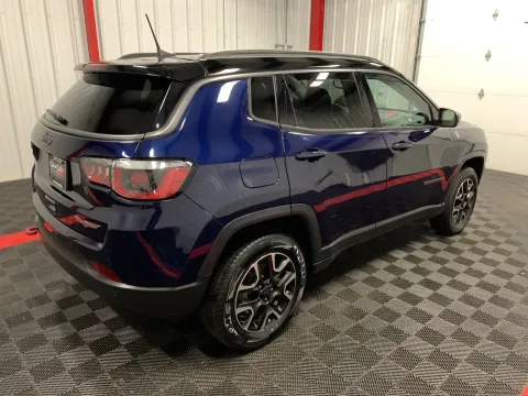 More photos of 2019 Jeep Compass Trailhawk at Oakley Auto World, MO