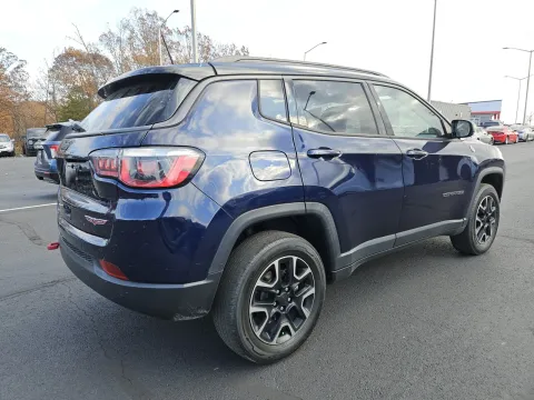 More photos of 2019 Jeep Compass Trailhawk at Oakley Auto World, MO