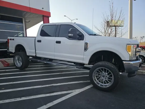 More photos of 2017 Ford F-250SD XLT at Oakley Auto World, MO