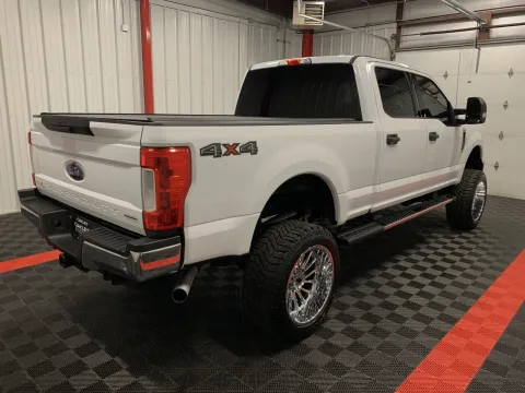 More photos of 2017 Ford F-250SD XLT at Oakley Auto World, MO