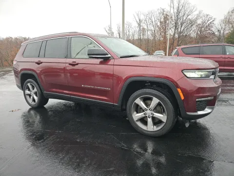 More photos of 2021 Jeep Grand Cherokee L Limited at Oakley Auto World, MO