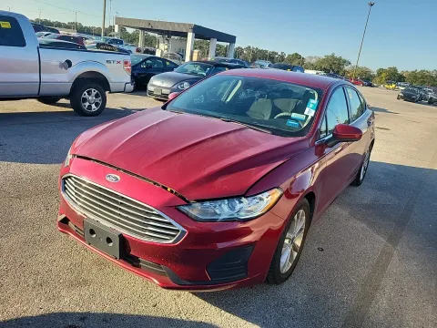 More photos of 2019 Ford Fusion SE at Oakley Auto World, MO