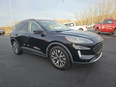 More photos of 2020 Ford Escape Titanium at Oakley Auto World, MO