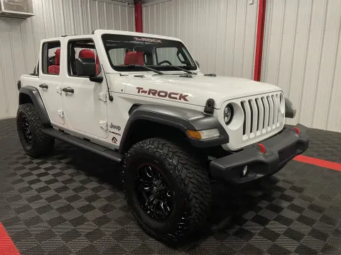 More photos of 2019 Jeep Wrangler Unlimited Sport S at Oakley Auto World, MO