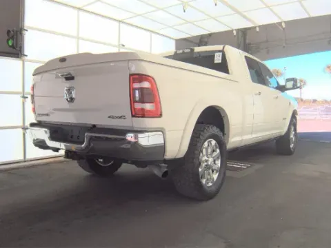 More photos of 2019 Ram 3500 Laramie at Oakley Auto World, MO