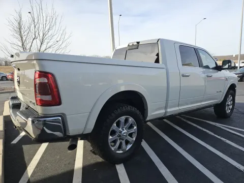 More photos of 2019 Ram 3500 Laramie at Oakley Auto World, MO