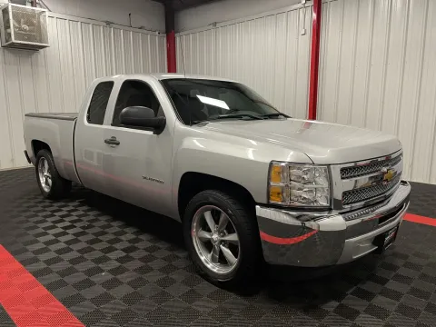 More photos of 2013 Chevrolet Silverado 1500 Work Truck at Oakley Auto World, MO