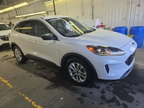 More photos of 2022 Ford Escape SE at Oakley Auto World, MO