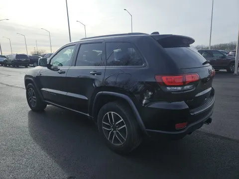 Photos of 2020 Jeep Grand Cherokee Trailhawk for sale in Branson West, MO at Oakley Auto World
