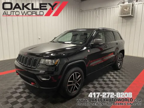 Black 2020 Jeep Grand Cherokee Trailhawk for sale in Branson West, MO