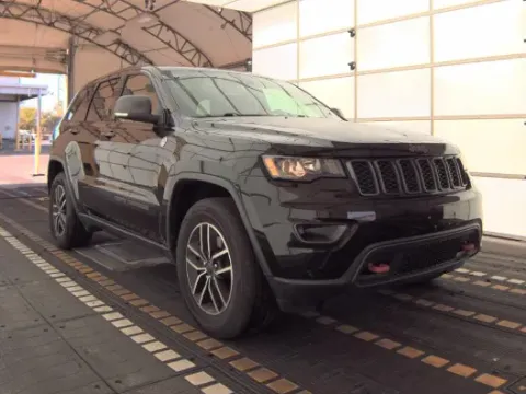 More photos of 2020 Jeep Grand Cherokee Trailhawk at Oakley Auto World, MO