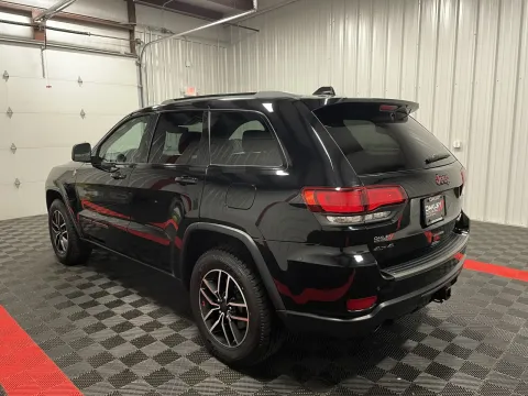 Photos of 2020 Jeep Grand Cherokee Trailhawk for sale in Branson West, MO at Oakley Auto World