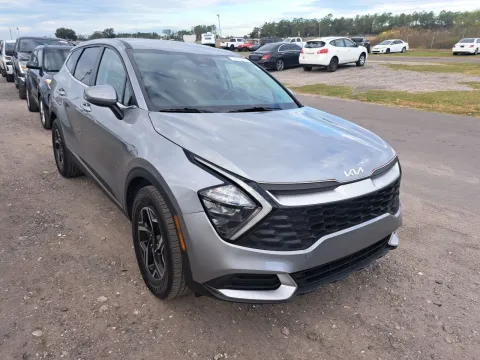 More photos of 2023 Kia Sportage LX at Oakley Auto World, MO