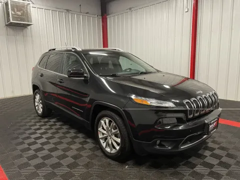 More photos of 2016 Jeep Cherokee Limited at Oakley Auto World, MO