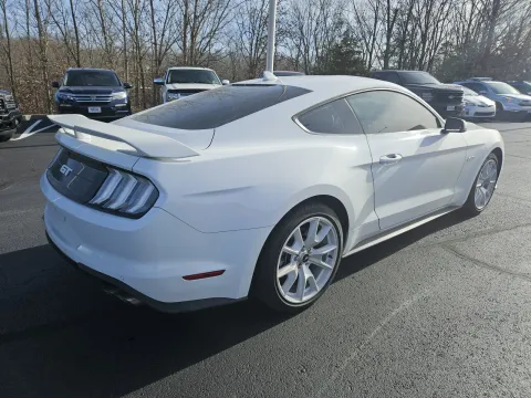 More photos of 2022 Ford Mustang at Oakley Auto World, MO