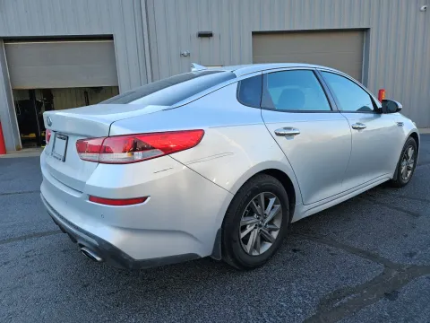 More photos of 2019 Kia Optima LX at Oakley Auto World, MO