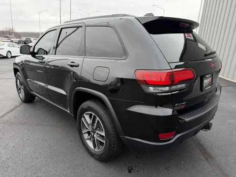 Photos of 2020 Jeep Grand Cherokee Trailhawk for sale in Branson West, MO at Oakley Auto World