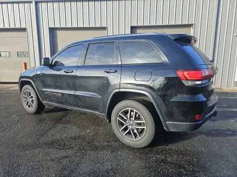 Photos of 2020 Jeep Grand Cherokee Trailhawk for sale in Branson West, MO at Oakley Auto World
