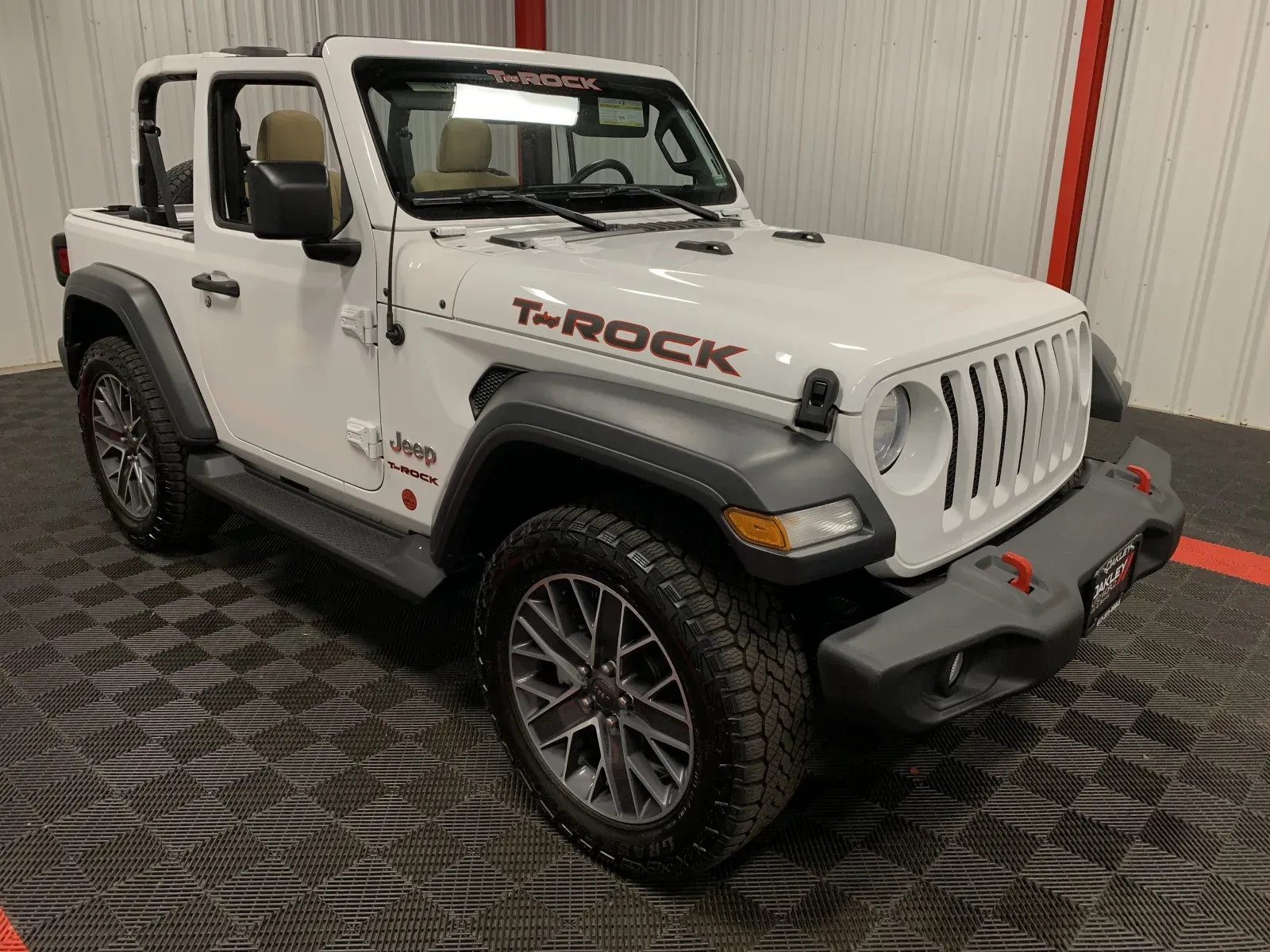 More photos of 2019 Jeep Wrangler Sport S at Oakley Auto World, MO