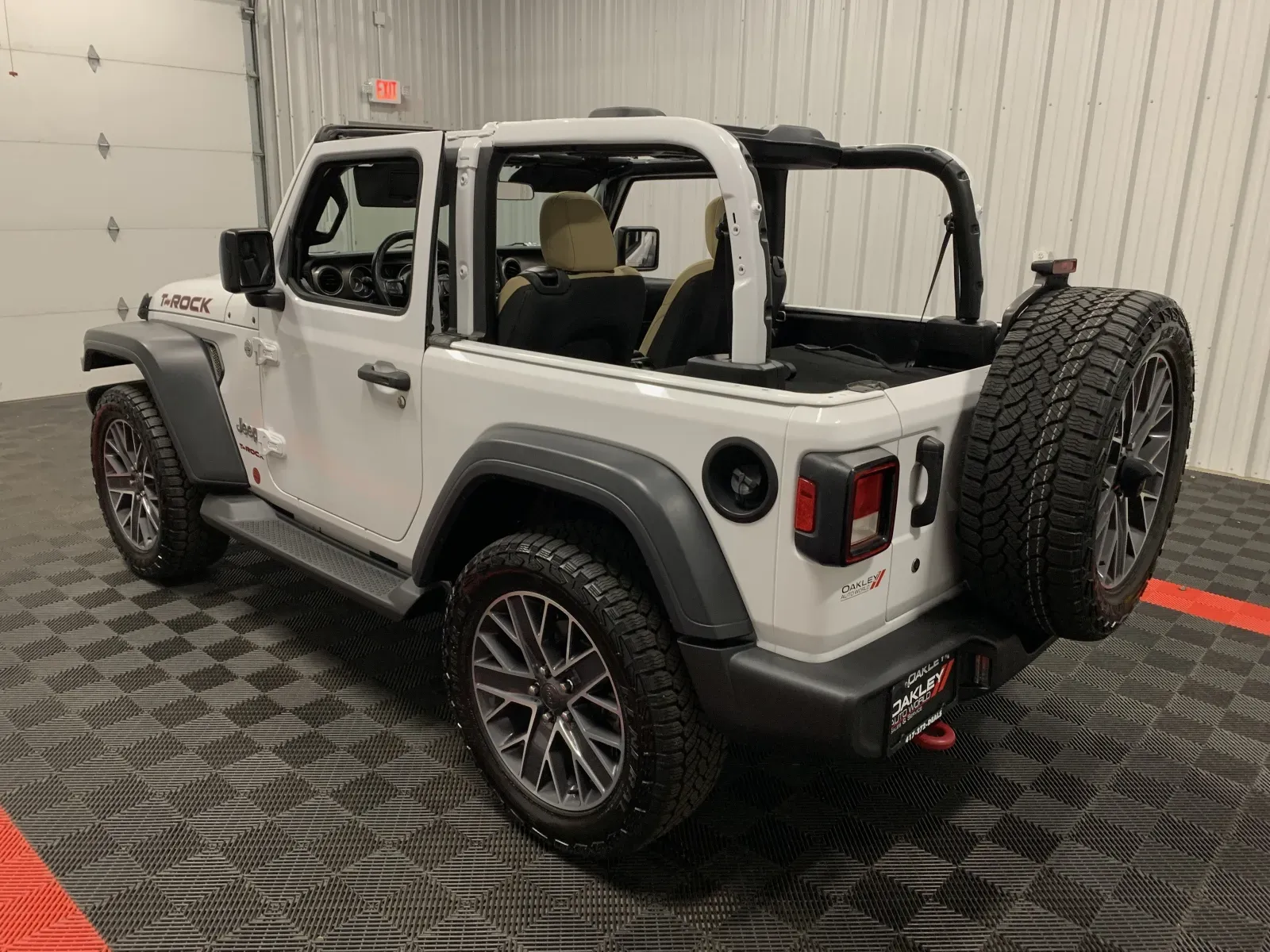 Photos of 2019 Jeep Wrangler Sport S for sale in Branson West, MO at Oakley Auto World