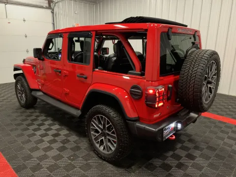 Photos of 2018 Jeep Wrangler Unlimited Sahara for sale in Branson West, MO at Oakley Auto World