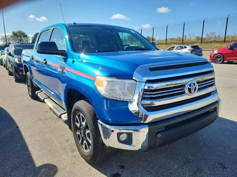More photos of 2016 Toyota Tundra SR5 at Oakley Auto World, MO