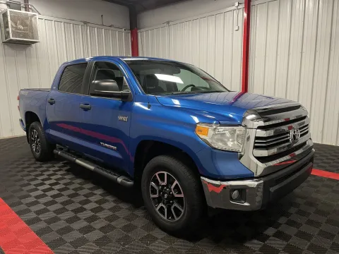 More photos of 2016 Toyota Tundra SR5 at Oakley Auto World, MO