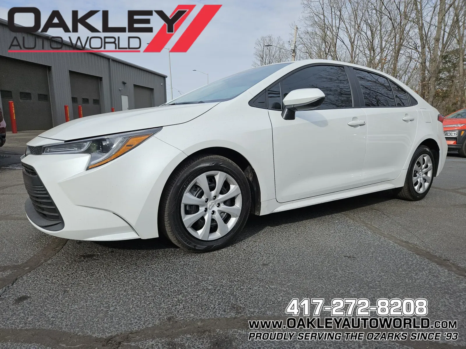 2025 Toyota Corolla LE's photo