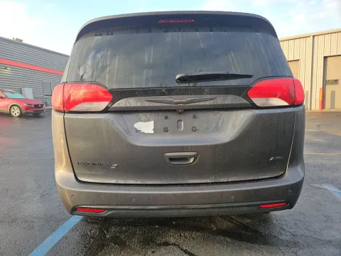 Another view of 2020 Chrysler Pacifica Launch Edition for sale in Branson West, MO at Oakley Auto World
