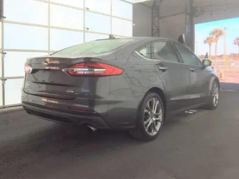 More photos of 2020 Ford Fusion SEL at Oakley Auto World, MO