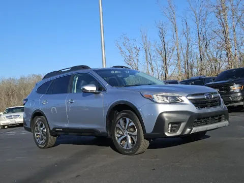 More photos of 2022 Subaru Outback Limited at Oakley Auto World, MO