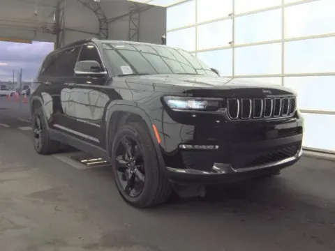 More photos of 2021 Jeep Grand Cherokee L Limited at Oakley Auto World, MO