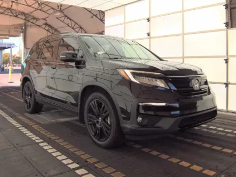 More photos of 2021 Honda Pilot Black Edition at Oakley Auto World, MO
