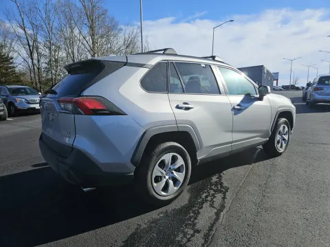 More photos of 2019 Toyota RAV4 LE at Oakley Auto World, MO