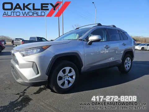 Silver 2019 Toyota RAV4 LE for sale in Branson West, MO