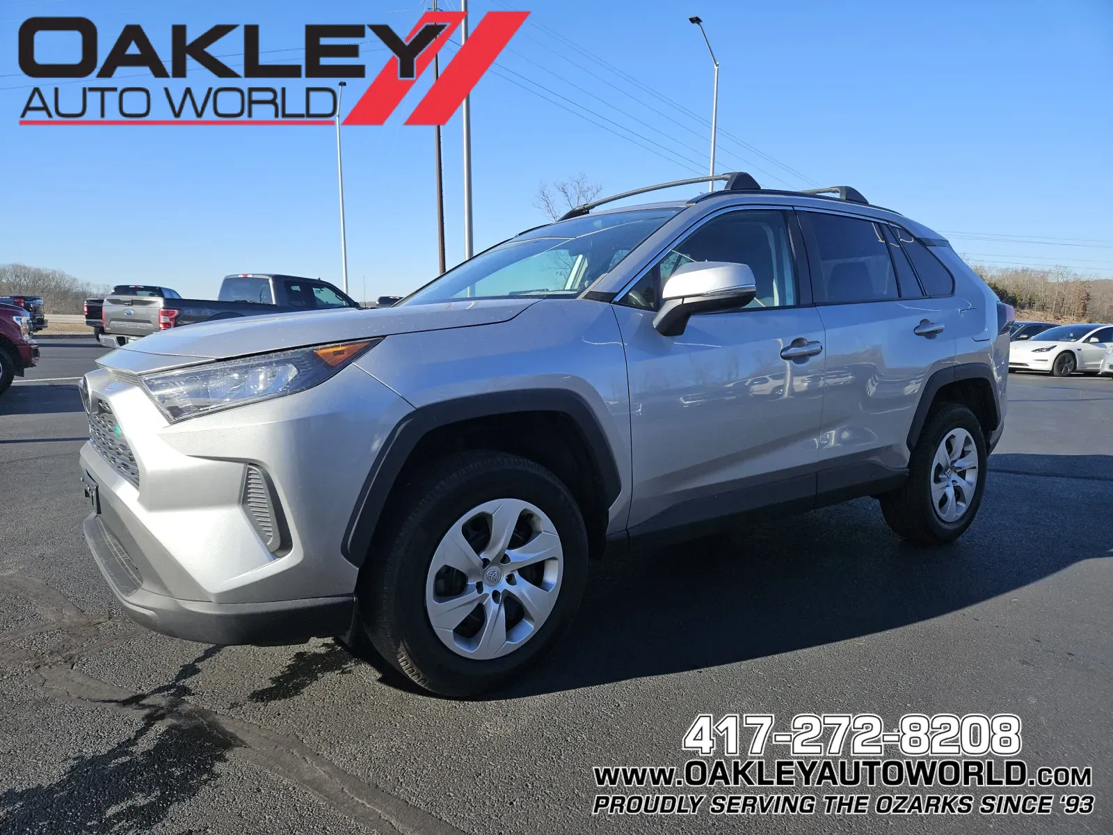2019 Toyota RAV4 LE's photo