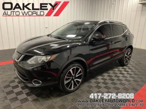 Black 2018 Nissan Rogue Sport SL for sale in Branson West, MO