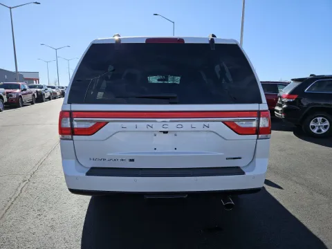 Another view of 2017 Lincoln Navigator L Reserve for sale in Branson West, MO at Oakley Auto World