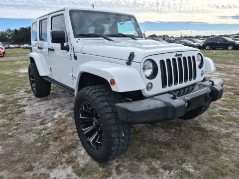 More photos of 2015 Jeep Wrangler at Oakley Auto World, MO